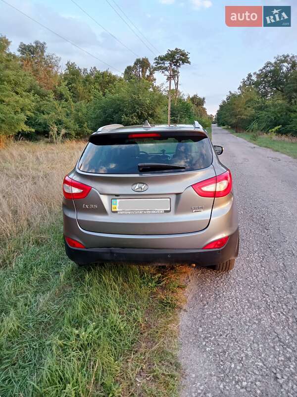 Внедорожник / Кроссовер Hyundai ix35 2013 в Запорожье