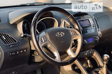 Внедорожник / Кроссовер Hyundai ix35 2013 в Хусте