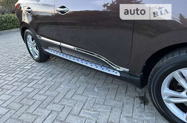Внедорожник / Кроссовер Hyundai ix35 2011 в 