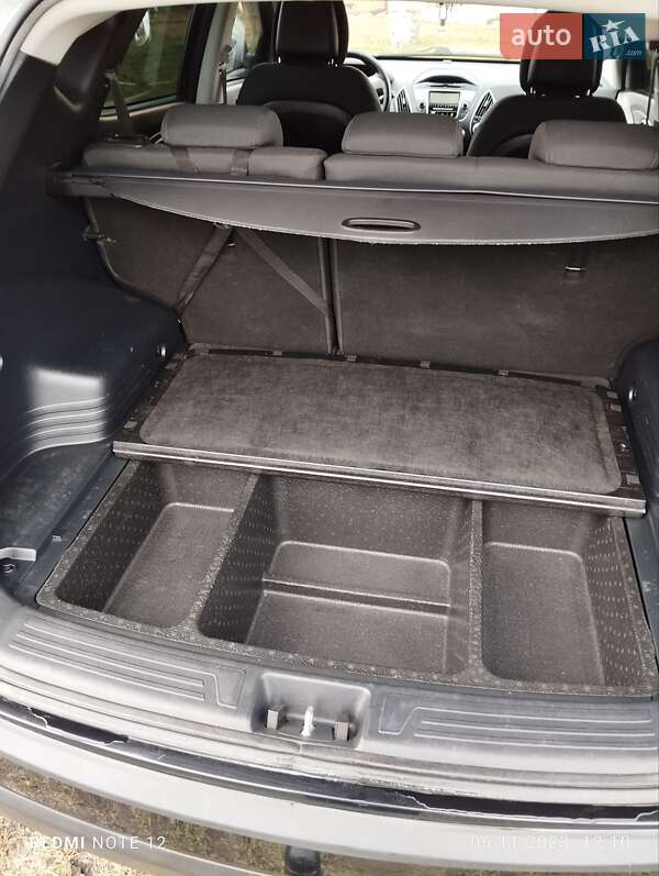 Внедорожник / Кроссовер Hyundai ix35 2010 в Ратным фото 24 Внедорожник / Кроссовер Hyundai ix35 2010 в Ратным