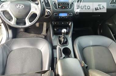 Позашляховик / Кросовер Hyundai ix35 2011 в Звягелі