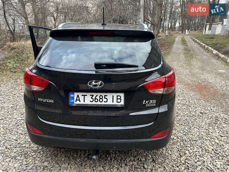 Позашляховик / Кросовер Hyundai ix35 2011 в Снятині