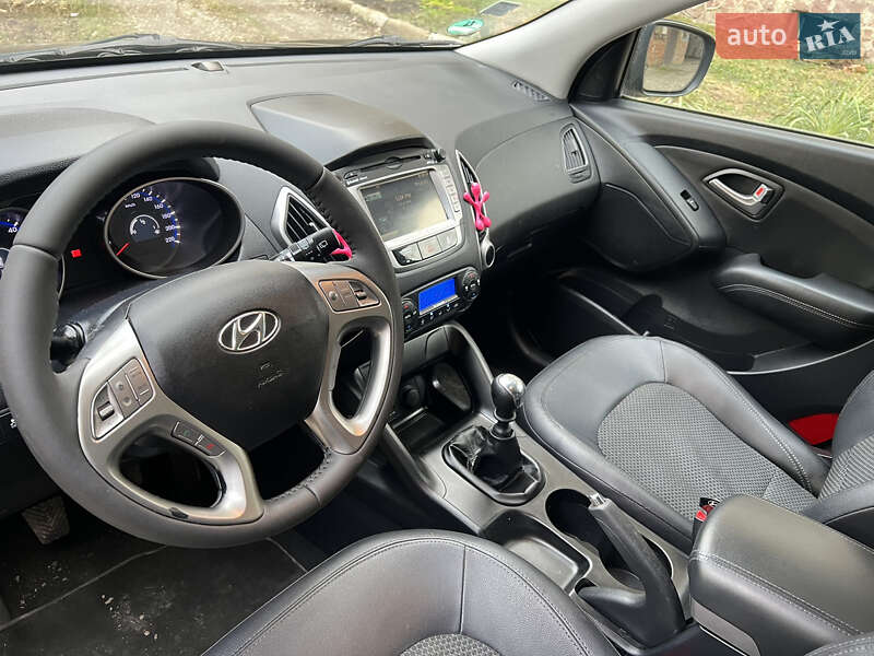 Позашляховик / Кросовер Hyundai ix35 2011 в Снятині