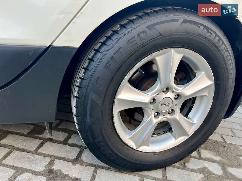 Позашляховик / Кросовер Hyundai ix35 2010 в Львові