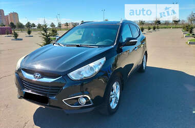 Позашляховик / Кросовер Hyundai ix35 2011 в Одесі