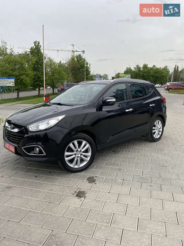 Позашляховик / Кросовер Hyundai ix35 2010 в Рівному