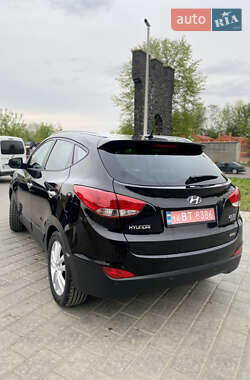 Внедорожник / Кроссовер Hyundai ix35 2010 в Ровно