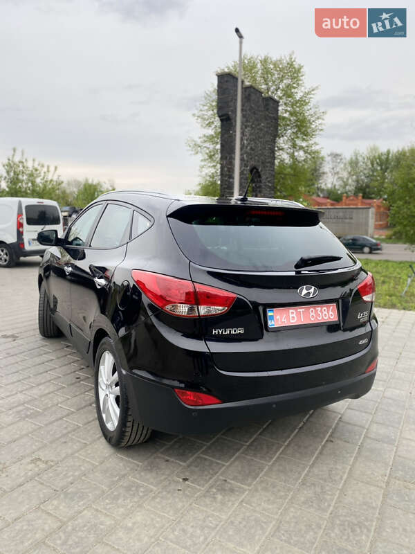 Позашляховик / Кросовер Hyundai ix35 2010 в Рівному