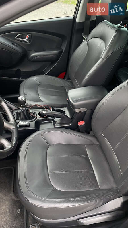 Позашляховик / Кросовер Hyundai ix35 2010 в Рівному