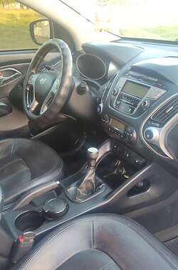 Внедорожник / Кроссовер Hyundai ix35 2010 в Первомайске