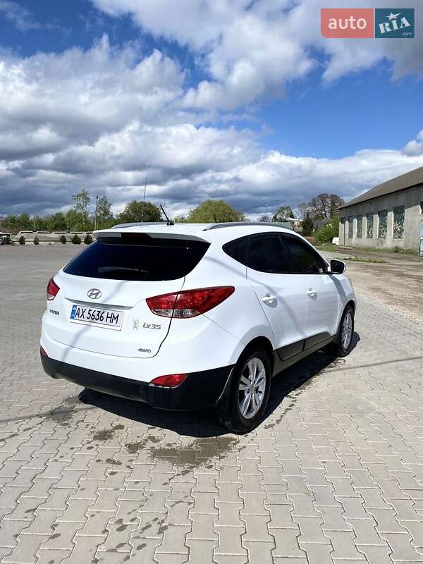 Внедорожник / Кроссовер Hyundai ix35 2011 в Коломые