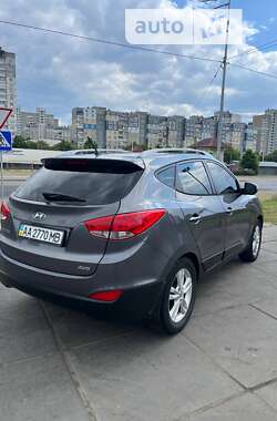 Внедорожник / Кроссовер Hyundai ix35 2010 в Киеве