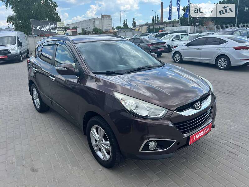 Внедорожник / Кроссовер Hyundai ix35 2010 в Полтаве