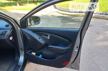 Внедорожник / Кроссовер Hyundai ix35 2010 в Полтаве