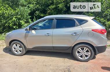 Внедорожник / Кроссовер Hyundai ix35 2010 в Полтаве