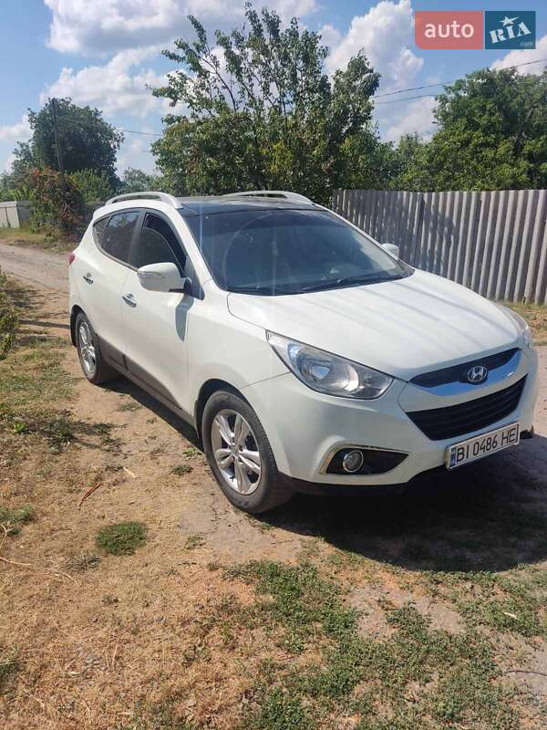 Позашляховик / Кросовер Hyundai ix35 2011 в Карлівці