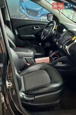 Внедорожник / Кроссовер Hyundai ix35 2011 в Вижнице