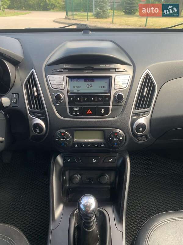 Позашляховик / Кросовер Hyundai ix35 2011 в Новояворівську