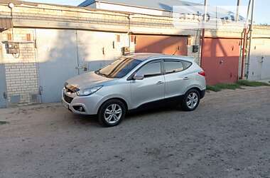 Позашляховик / Кросовер Hyundai ix35 2010 в Сумах