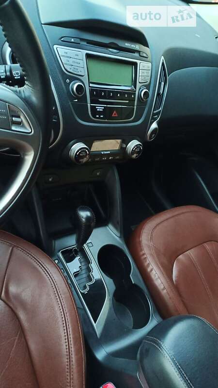 Внедорожник / Кроссовер Hyundai ix35 2010 в Одессе фото 30 Внедорожник / Кроссовер Hyundai ix35 2010 в Одессе
