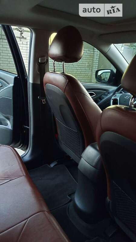 Внедорожник / Кроссовер Hyundai ix35 2010 в Одессе фото 34 Внедорожник / Кроссовер Hyundai ix35 2010 в Одессе
