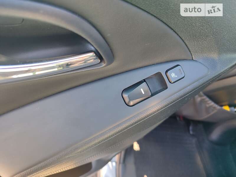 Позашляховик / Кросовер Hyundai ix35 2012 в Житомирі