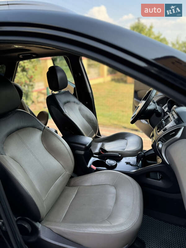 Внедорожник / Кроссовер Hyundai ix35 2012 в Ивано-Франковске