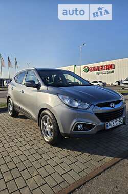 Внедорожник / Кроссовер Hyundai ix35 2013 в Тячеве