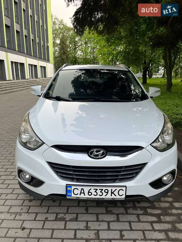 Внедорожник / Кроссовер Hyundai ix35 2011 в Черкассах