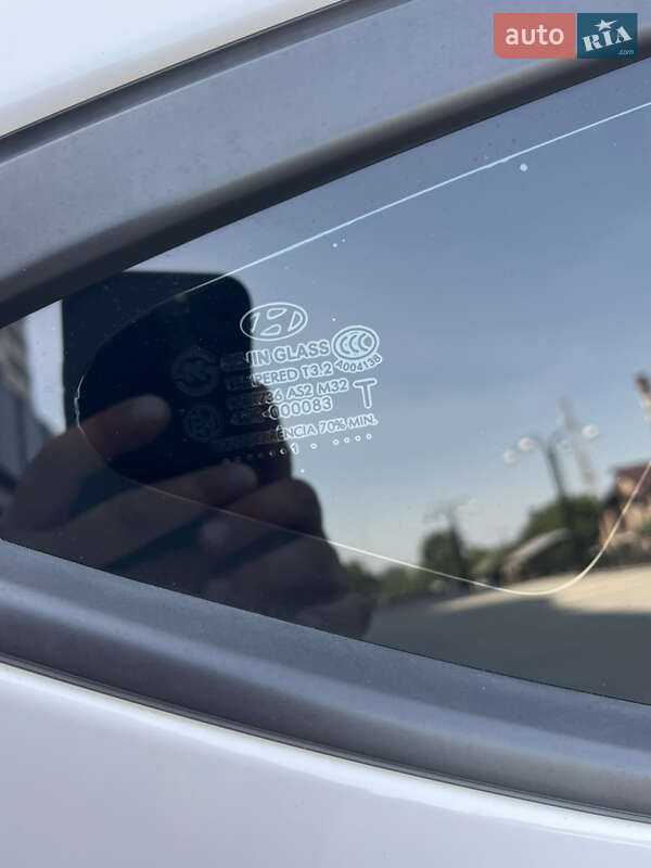 Позашляховик / Кросовер Hyundai ix35 2011 в Івано-Франківську