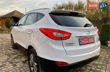 Позашляховик / Кросовер Hyundai ix35 2014 в Чернівцях