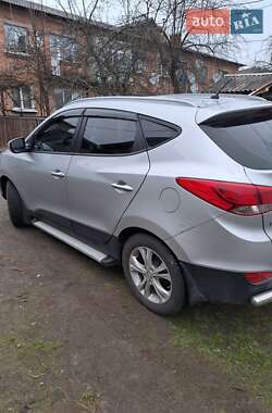 Позашляховик / Кросовер Hyundai ix35 2010 в Романіву