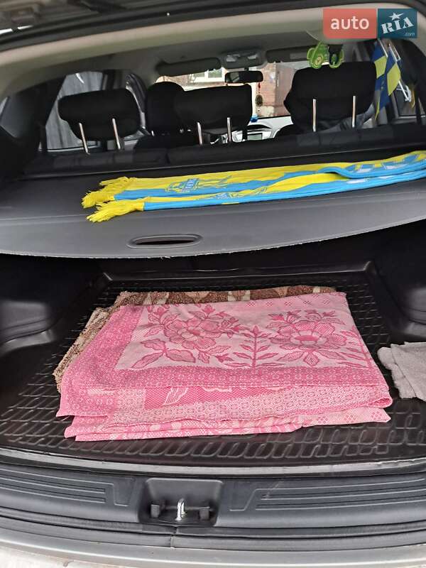 Позашляховик / Кросовер Hyundai ix35 2010 в Дніпрі