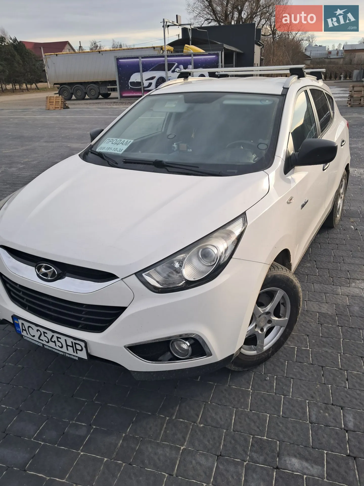 2011 Hyundai ix35 - мініатюра 2