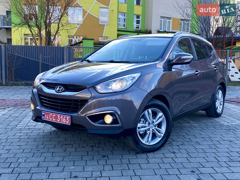 Позашляховик / Кросовер Hyundai ix35 2012 в Івано-Франківську