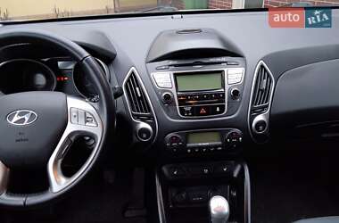 Внедорожник / Кроссовер Hyundai ix35 2012 в Лохвице