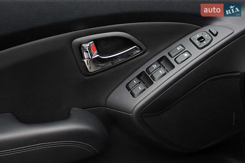Позашляховик / Кросовер Hyundai ix35 2012 в Вінниці