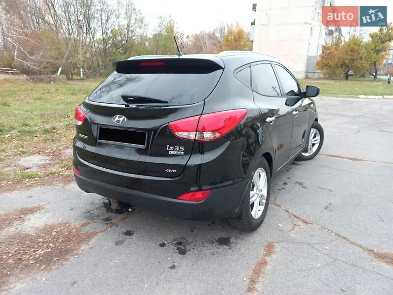Позашляховик / Кросовер Hyundai ix35 2011 в Києві