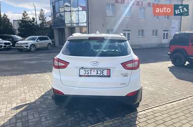 Позашляховик / Кросовер Hyundai ix35 2015 в Чернівцях