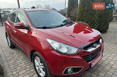 Внедорожник / Кроссовер Hyundai ix35 2010 в Калуше