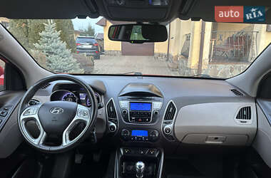 Внедорожник / Кроссовер Hyundai ix35 2010 в Калуше