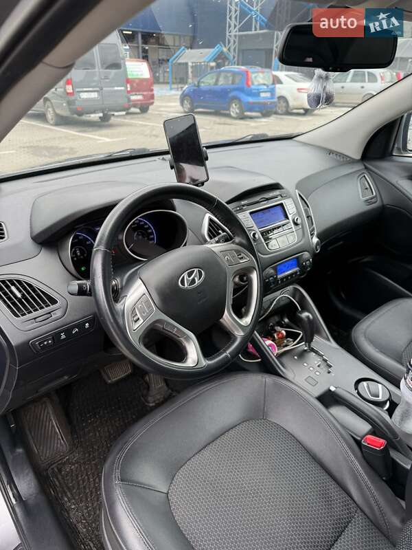 Внедорожник / Кроссовер Hyundai ix35 2011 в Ивано-Франковске