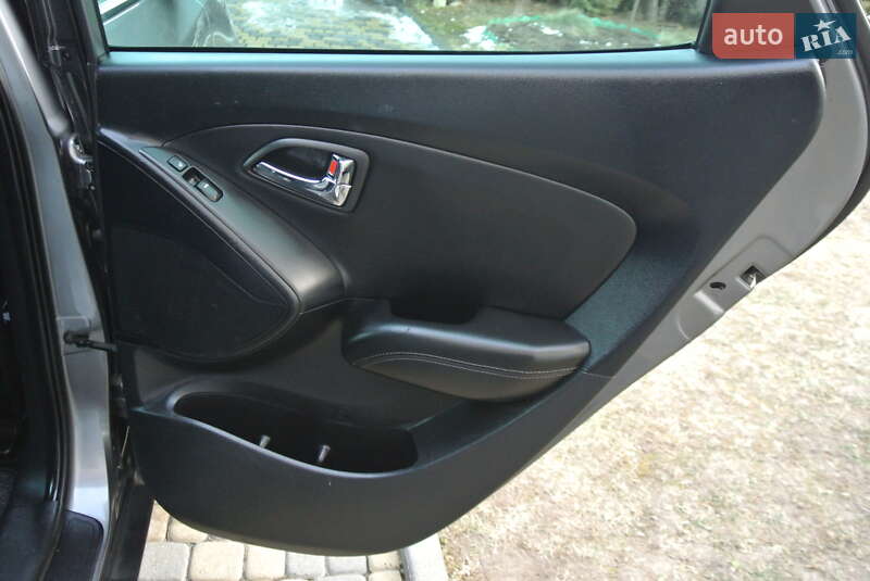 Позашляховик / Кросовер Hyundai ix35 2013 в Луцьку