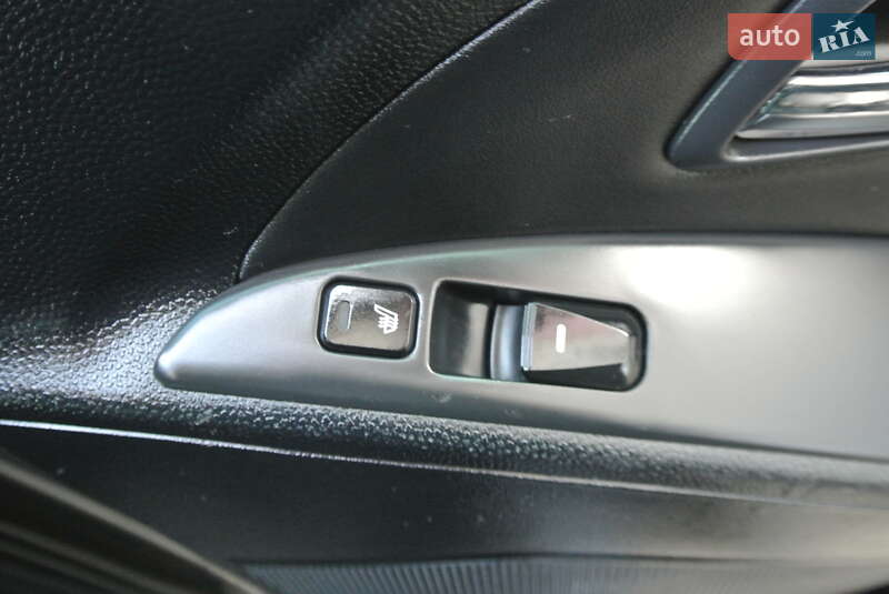 Позашляховик / Кросовер Hyundai ix35 2013 в Луцьку