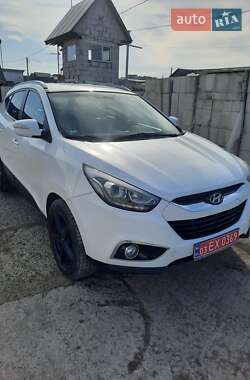 Позашляховик / Кросовер Hyundai ix35 2015 в Луцьку