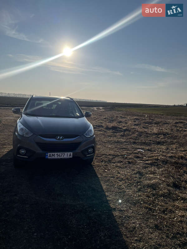 Внедорожник / Кроссовер Hyundai ix35 2011 в Бердичеве фото 31 Внедорожник / Кроссовер Hyundai ix35 2011 в Бердичеве