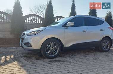 Позашляховик / Кросовер Hyundai ix35 2013 в 