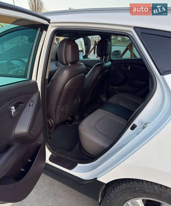 Позашляховик / Кросовер Hyundai ix35 2012 в Харкові