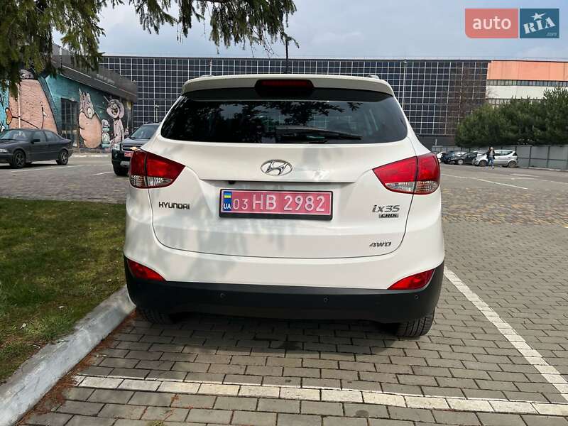 Внедорожник / Кроссовер Hyundai ix35 2011 в Луцке