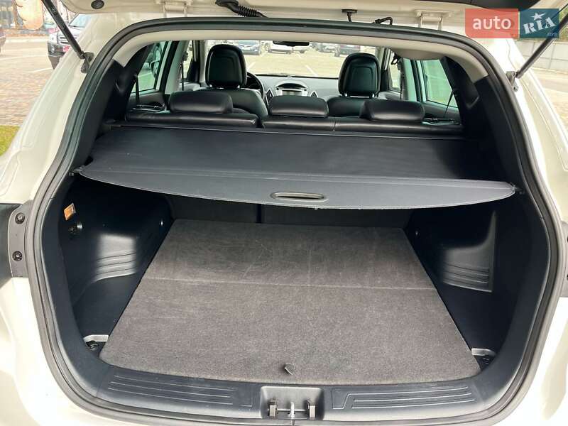 Внедорожник / Кроссовер Hyundai ix35 2011 в Луцке